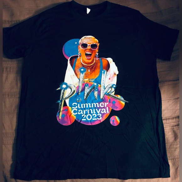 PINK Summer Carnival 2023 Tour Tshirt Men’s sz XL PINK the musician FAN Item NEW - Picture 1 of 4